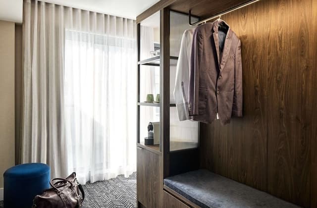 Superior Room, 1 King Bed, Non Smoking, Balcony