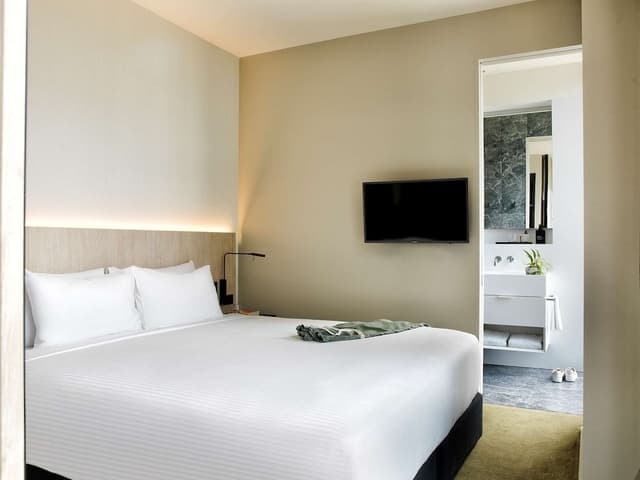 Destination A One Bedroom King - Daily Inclusions: Breakfast, Grazing Box & $25 Minibar Credit