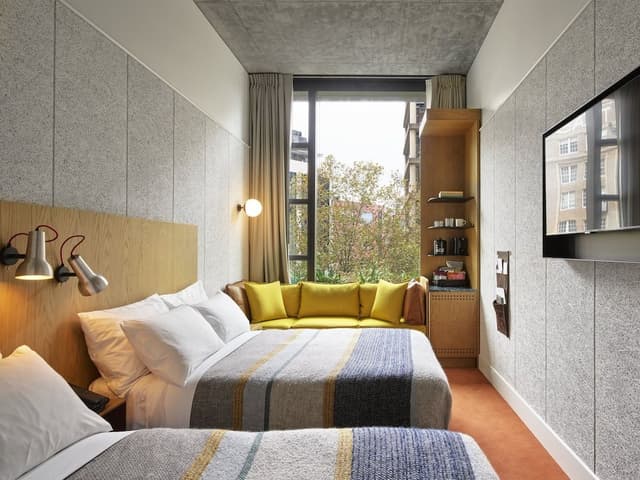 Room, 2 Double Beds (Double)