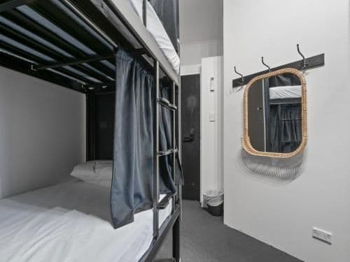 Female Only Pod 6 Beds Room - Ensuite