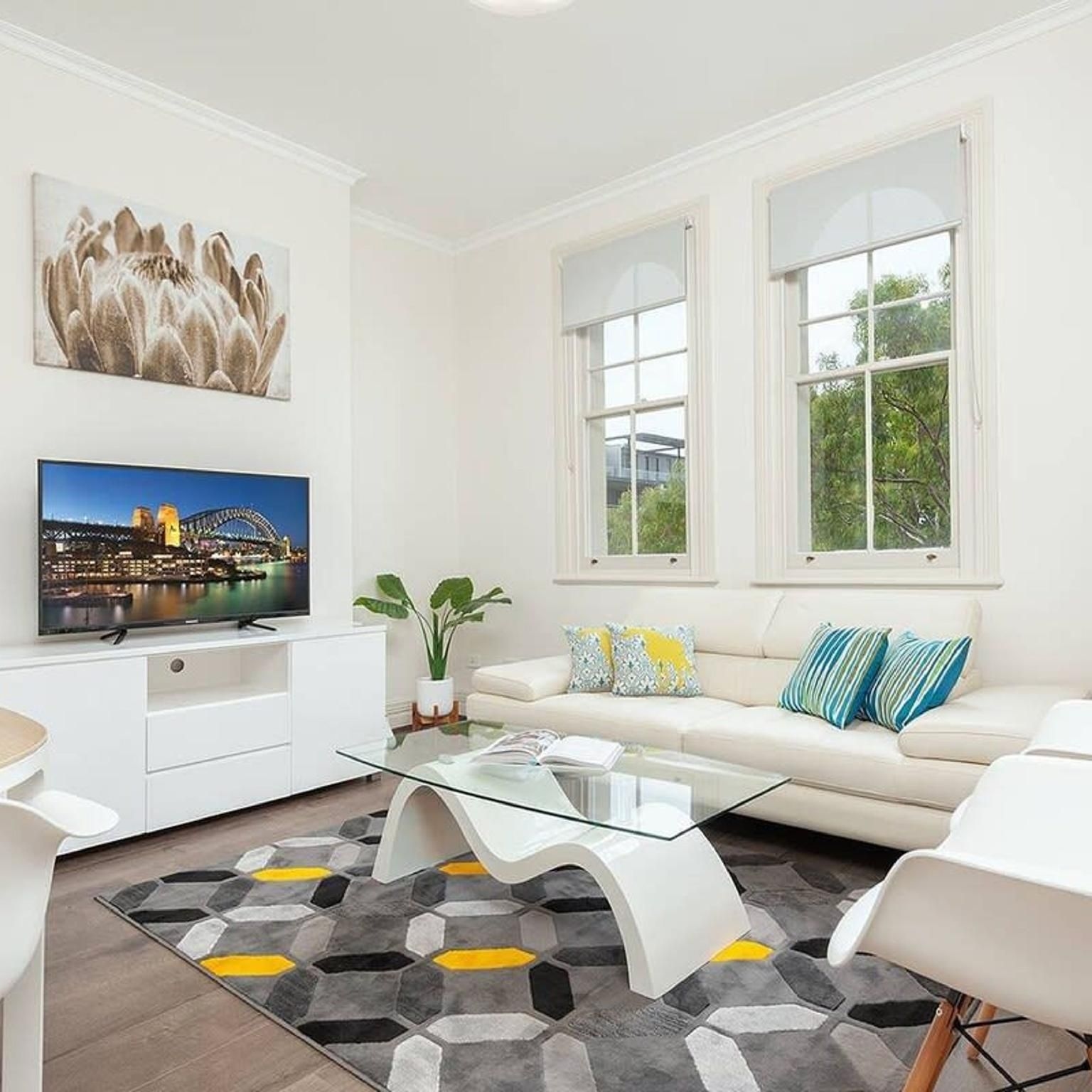 STUNNING SYDNEY HOME 44