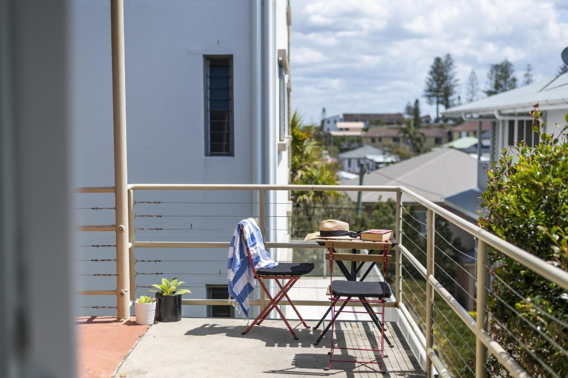 Chill on the Hill - Oceanstays3
