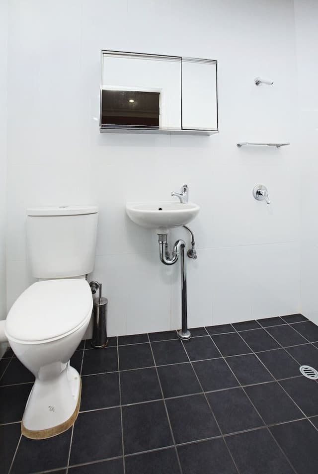 Basic Apartment