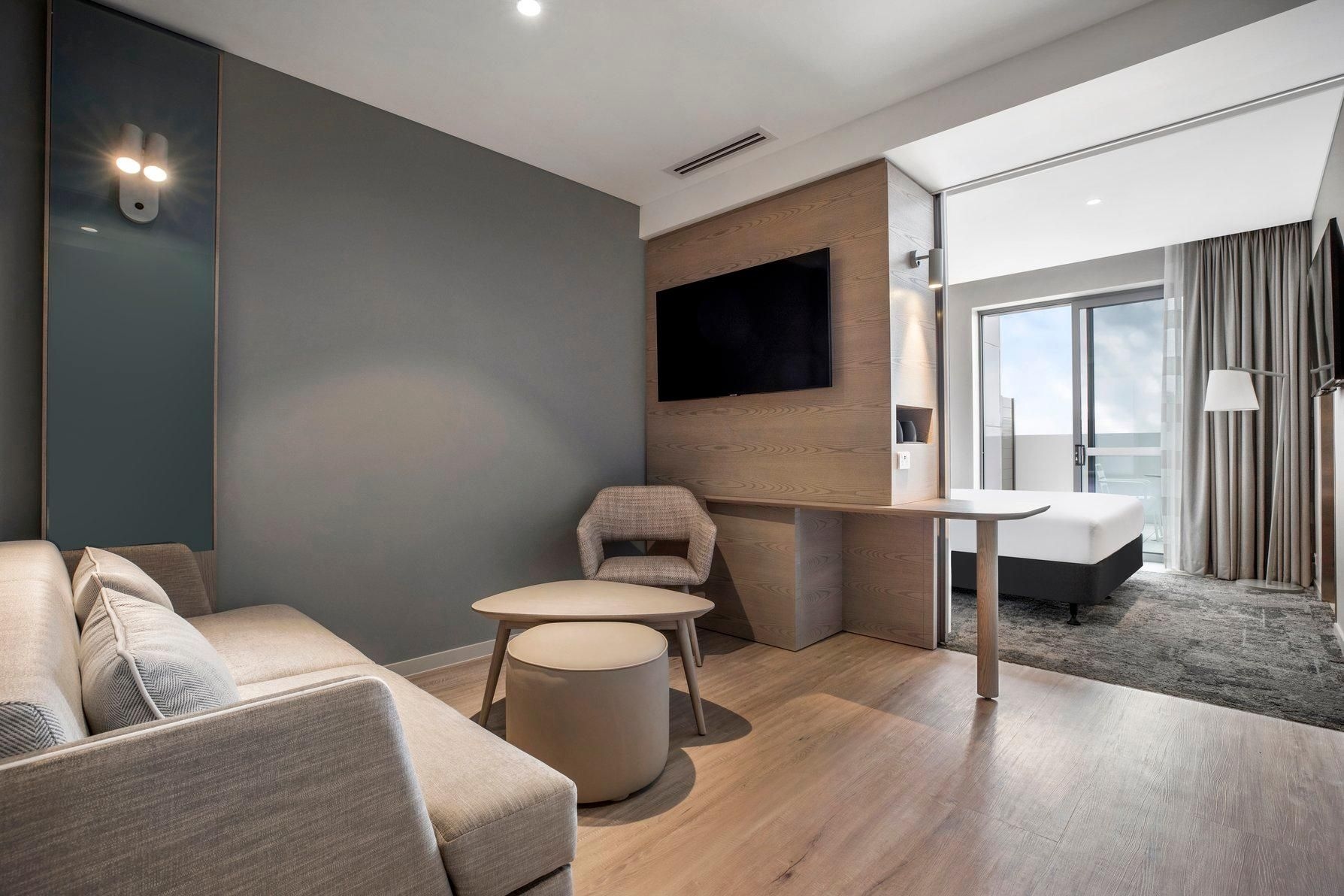 Holiday Inn Express and Suites Sunshine Coast By IHG3