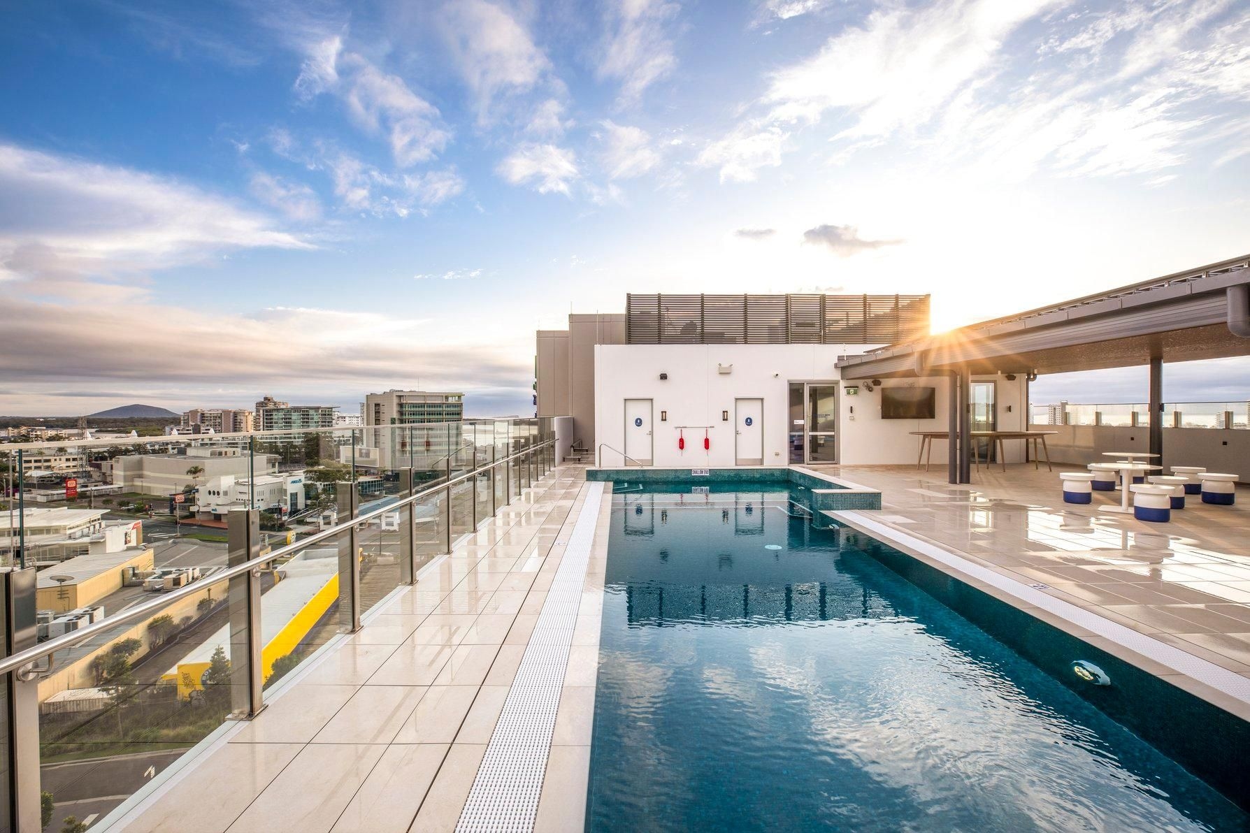 Holiday Inn Express and Suites Sunshine Coast By IHG1