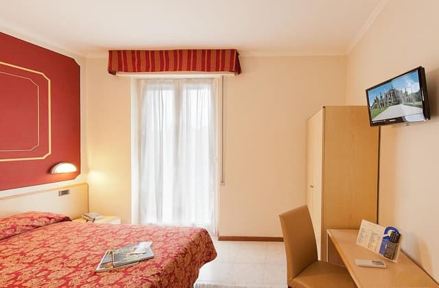 Double or Twin Room, Balcony, Lake View