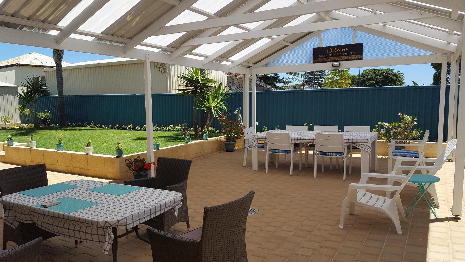 Palm Beach Guest House2