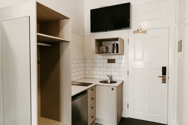 Queen Room Disability Access