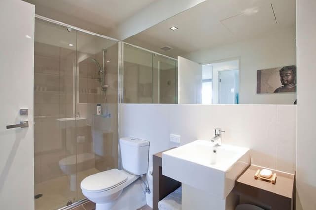 Deluxe Two Bedroom Apartment