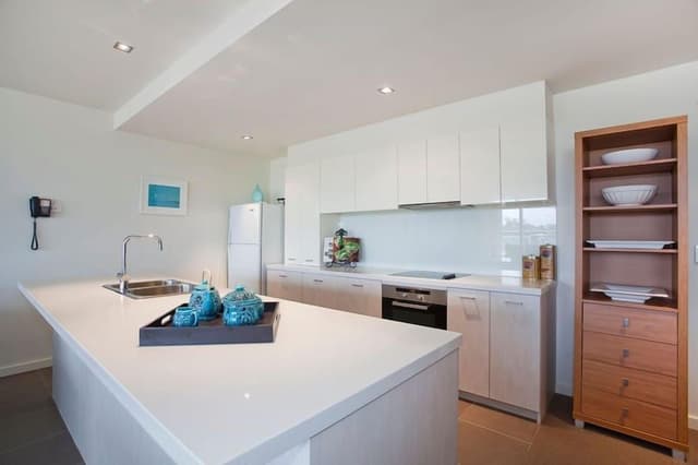 Deluxe One Bedroom Apartment