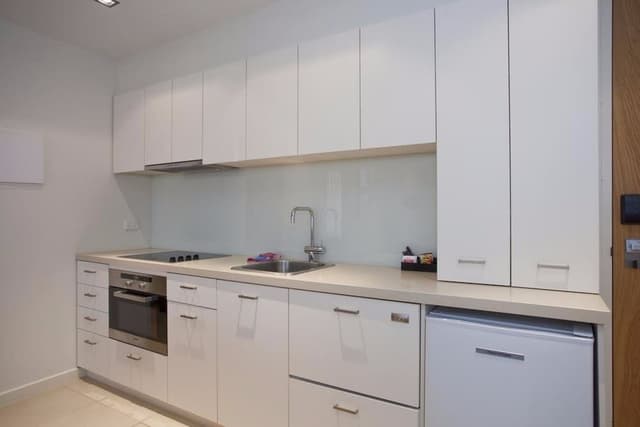 Deluxe One Bedroom Apartment