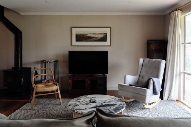 Traditional Cottage, 2 Bedrooms, Hot Tub, Vineyard View