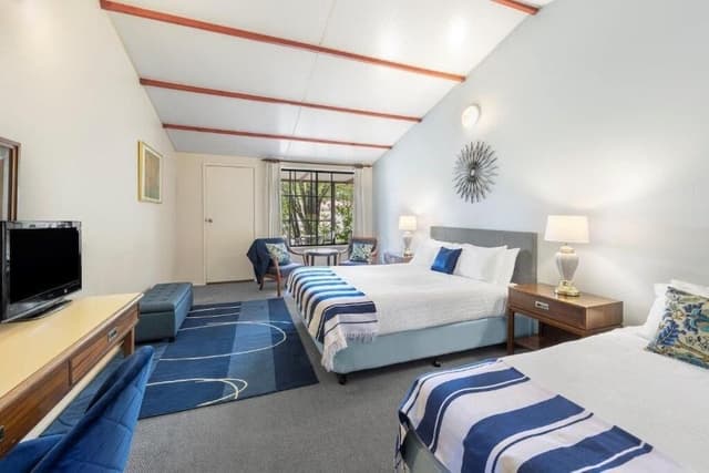 Classic Twin Room