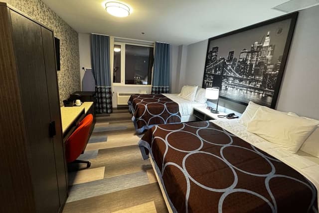Room, 2 Double Beds, Mobility Accessible, Non Smoking (Roll-in Shower)