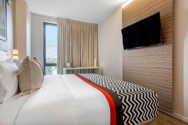 Standard Room, 1 King Bed, Non Smoking