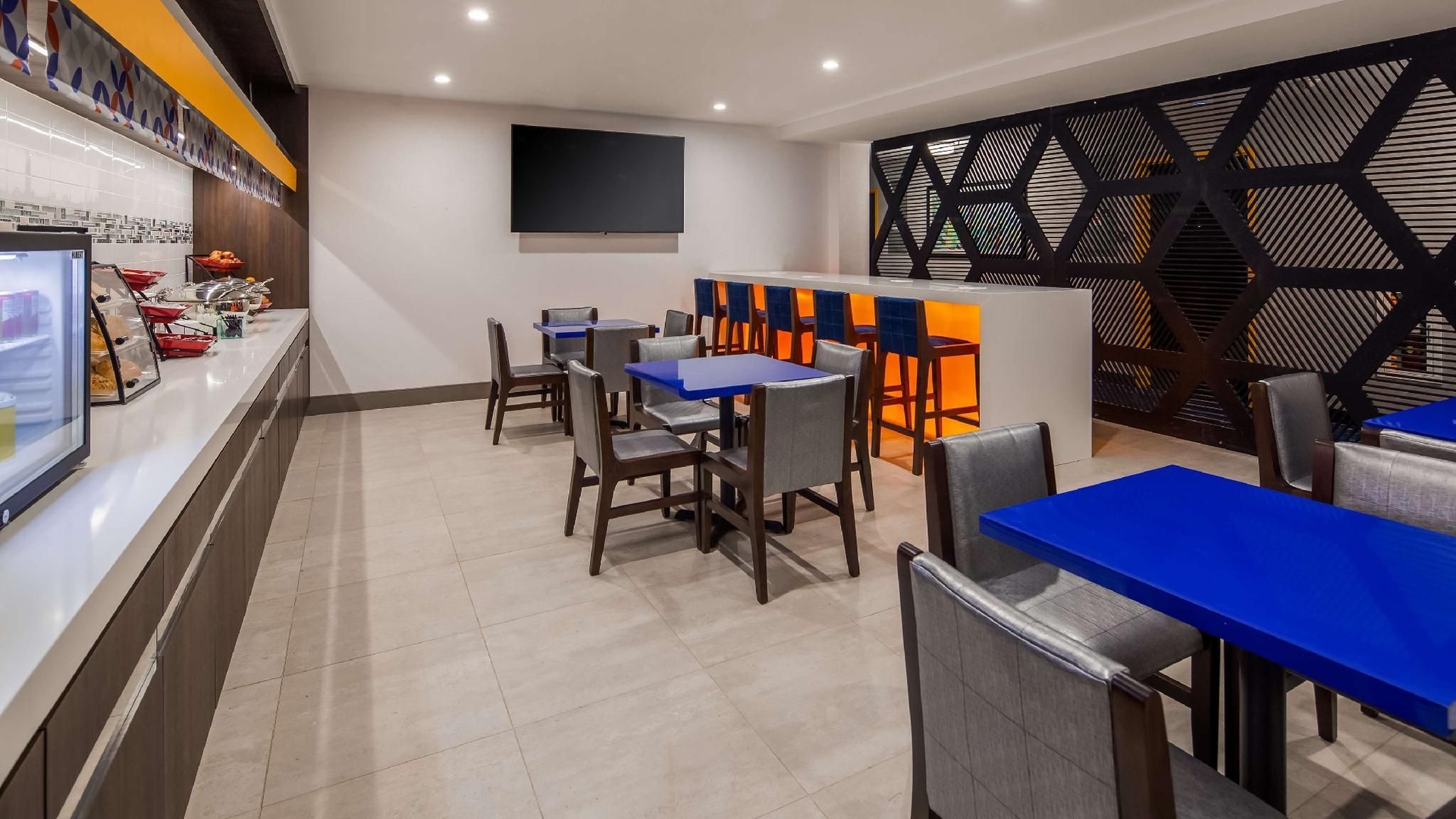 GLo Best Western Brooklyn NYC4
