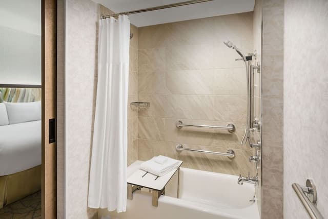 Studio, 1 King Bed, Kitchenette, City View