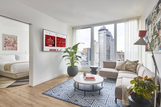 Grand Suite, City View (Sky Grand Chamber Suite - City View)