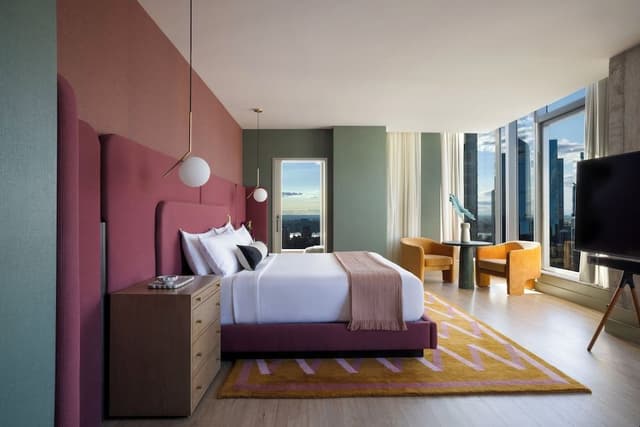 Suite, Multiple Beds (Richard's Flat King Suite)