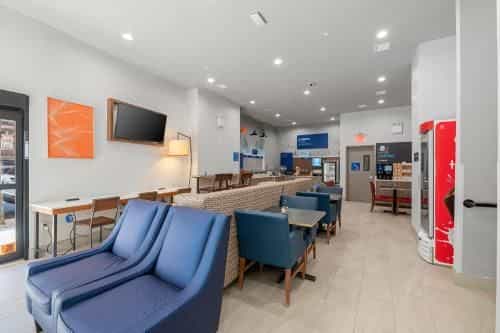 Holiday Inn Express And Suites Bronx NYC By IHG