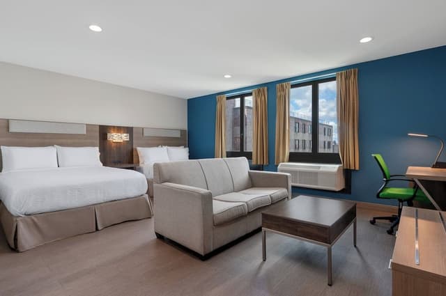 Suite, 2 Queen Beds