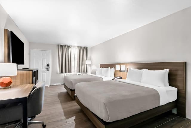 Suite, Multiple Beds, Non Smoking