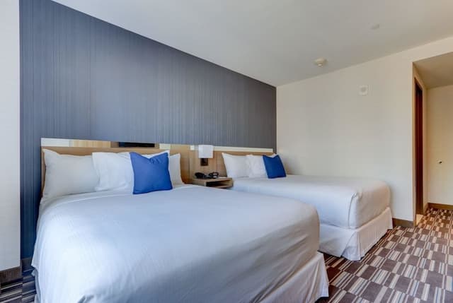 Room, 2 Queen Beds, Non Smoking