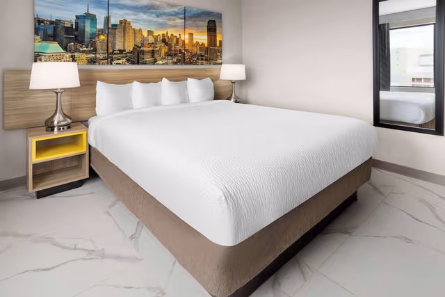 Room, 1 Queen Bed, Non Smoking