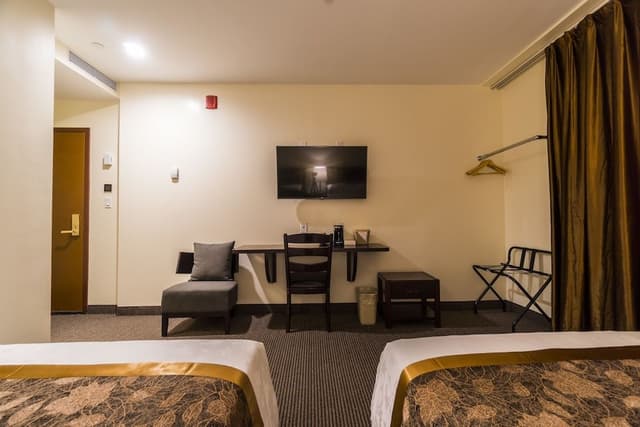 Classic Double Room, 2 Queen Beds