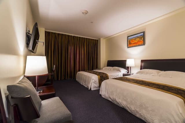 Classic Double Room, 2 Queen Beds