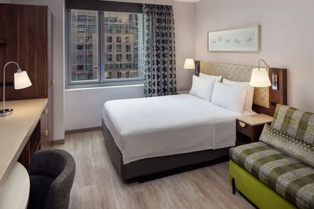 1 QUEEN CITY VIEW STUDIO SUITE