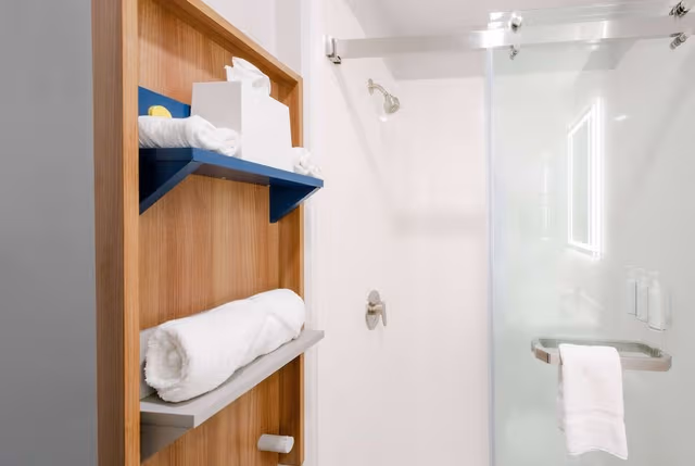 Suite, 2 Queen Beds, Non Smoking