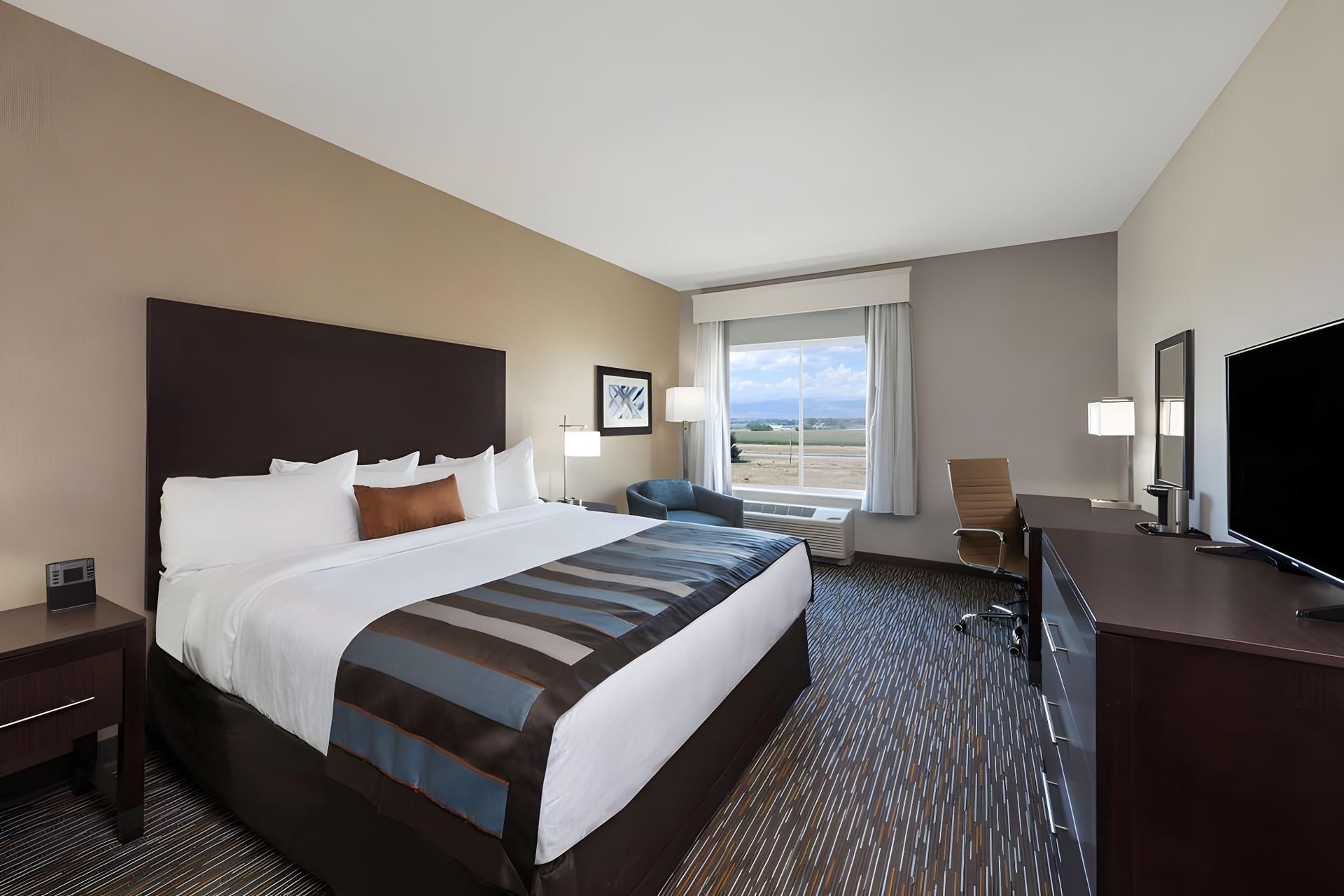 Wingate by Wyndham Far Rockaway JFK Airport4