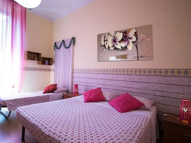Triple Room, Shared Bathroom
