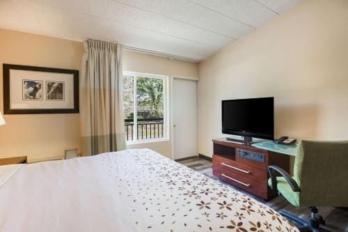 Fairmount Inn & Suites -Stroudsburg, Poconos4