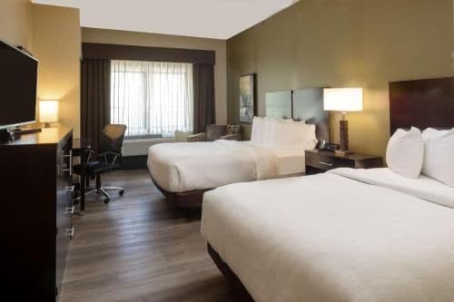 Deluxe with Queen Beds - Disabled Access