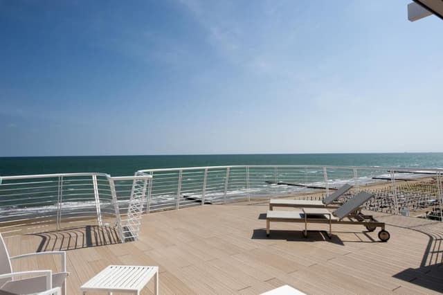 Deluxe Suite with Sea View