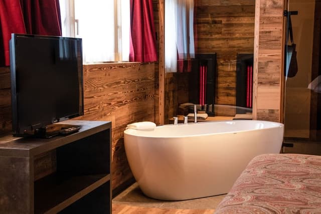 Executive Studio Suite