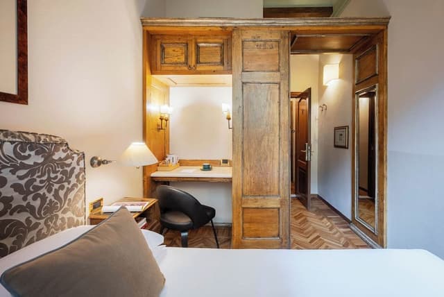 Classic Single Room