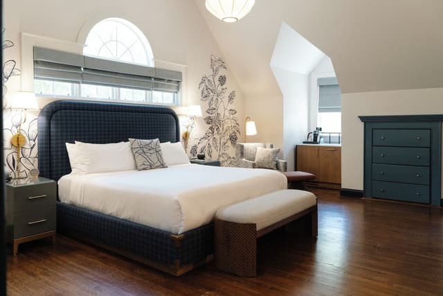 King Suite