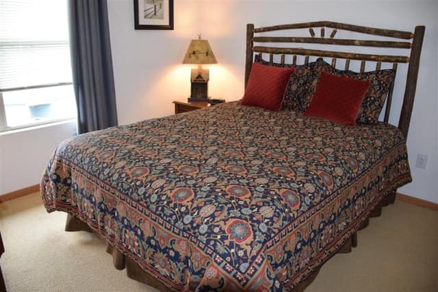 Premier Condo, 4 Bedrooms (Villages Condos, Four)