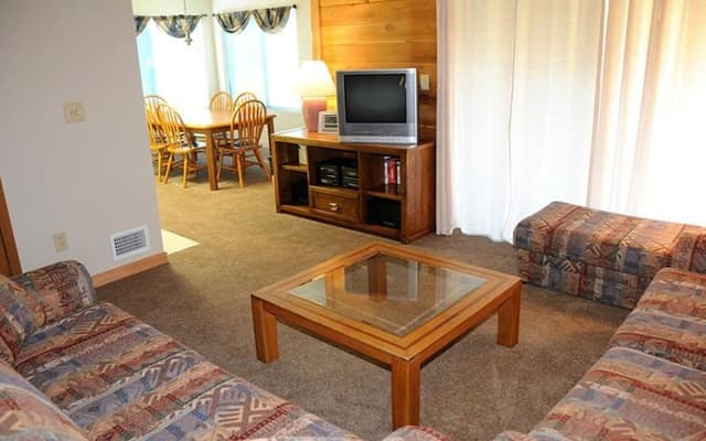 Condo, 1 Bedroom (Villages)