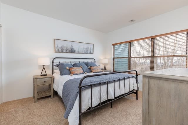 Premier Condo, 4 Bedrooms (Villages Condos, Four)