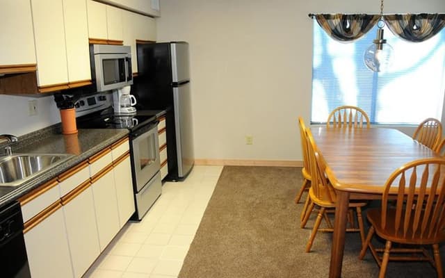 Condo, 1 Bedroom (Villages)