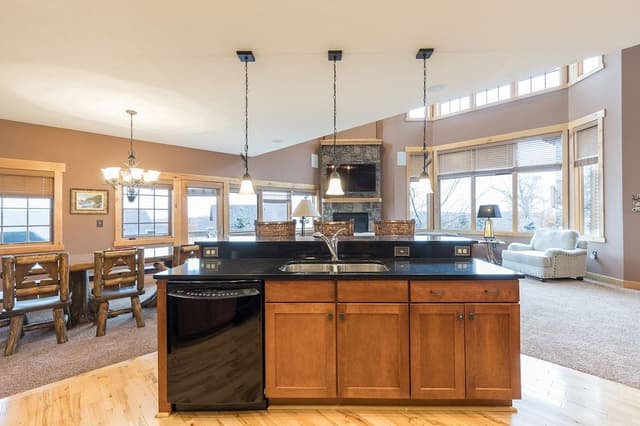 Premier Room, 5 Bedrooms (Southwind)