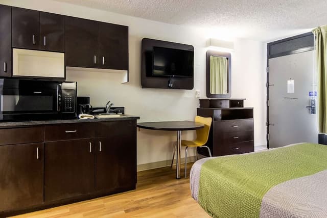 Deluxe Room, 2 Double Beds, Accessible, Non Smoking