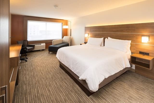Room, 1 King Bed, Accessible (Communications)