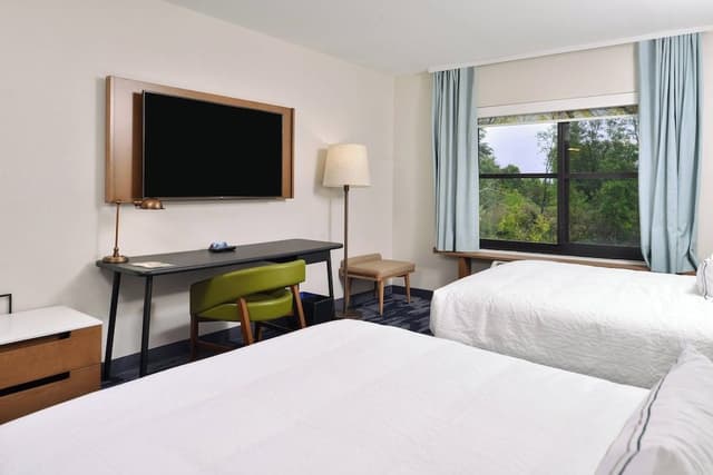 Room, 2 Queen Beds (Mobility/Hearing Accessible, Tub)