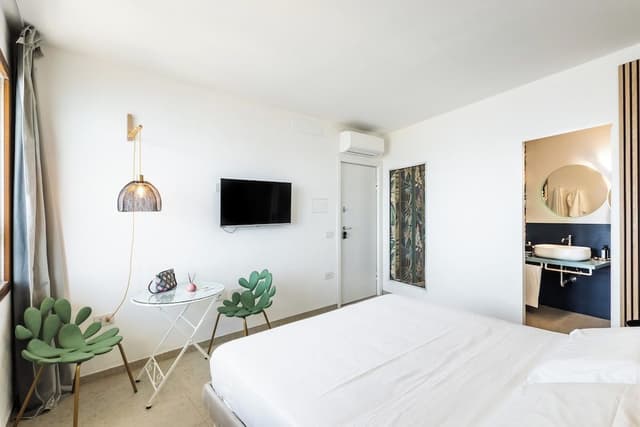 Romantic Double Room, 1 Queen Bed, Sea View, Sea Facing