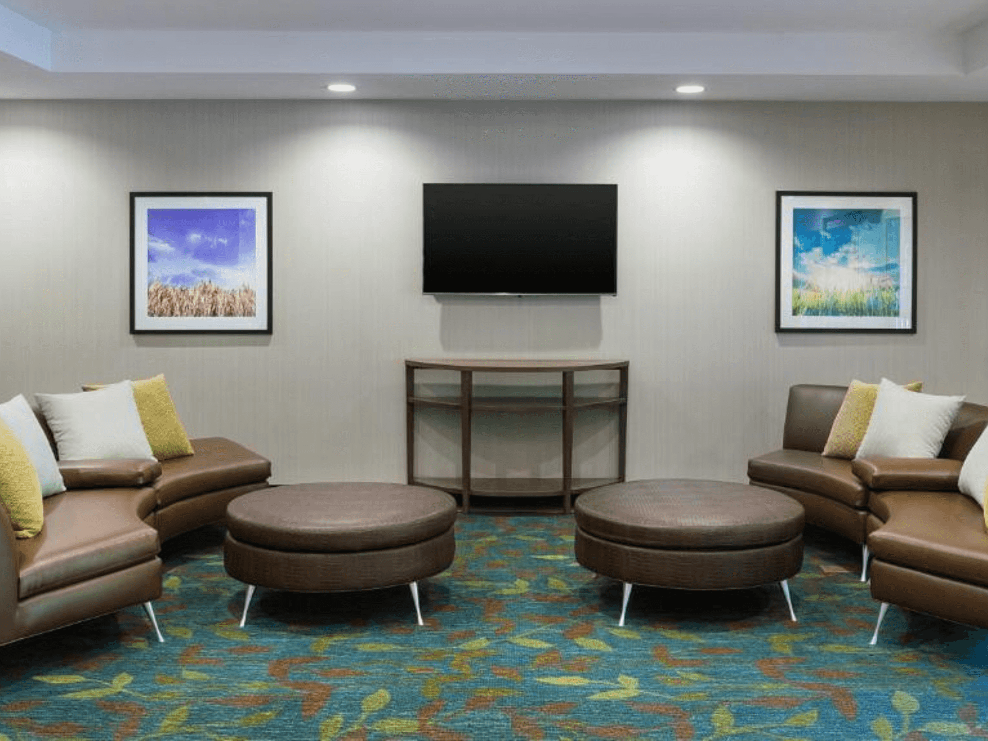 Candlewood Suites Grove City - Outlet Center IHG